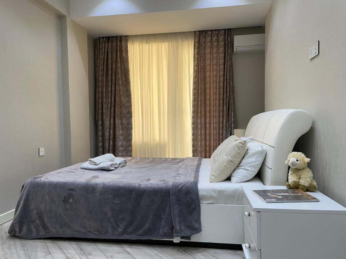 Luxe Azure Apartment Baku Ngoại thất bức ảnh