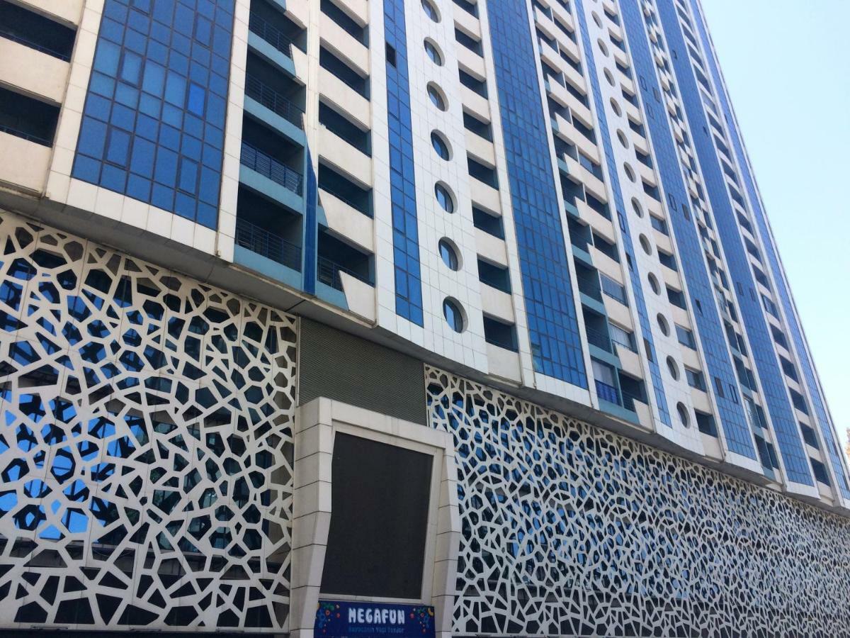 Luxe Azure Apartment Baku Ngoại thất bức ảnh